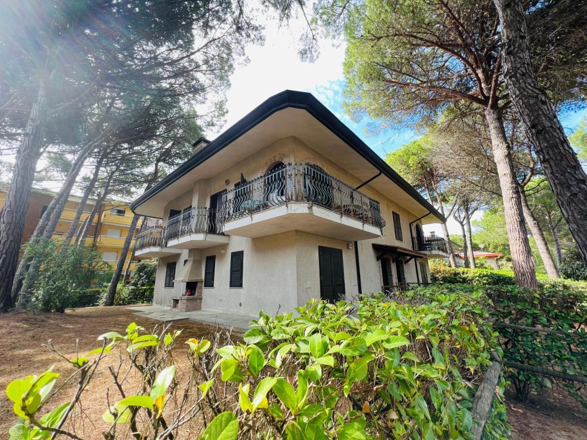 Villa Honey Sunset Lignano Sabbiadoro Exterior photo