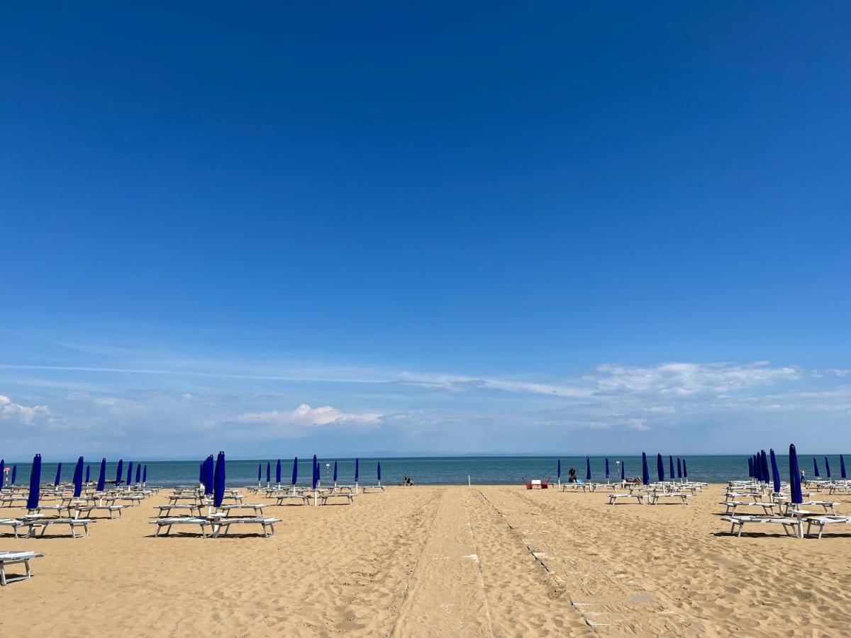 Villa Honey Sunset Lignano Sabbiadoro Exterior photo